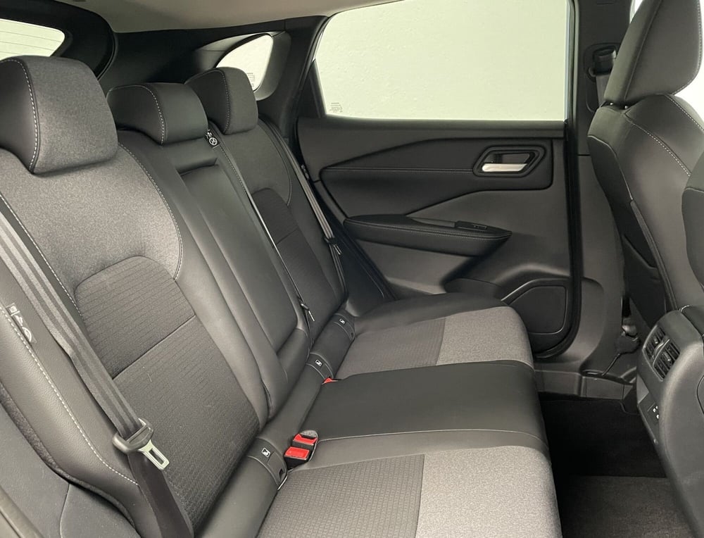 Nissan Qashqai usata a Novara (10)