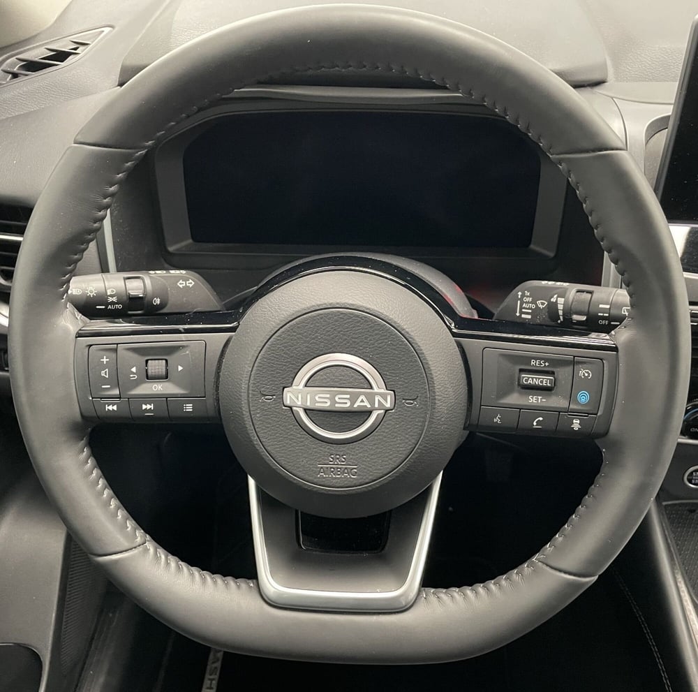 Nissan Qashqai usata a Novara (16)