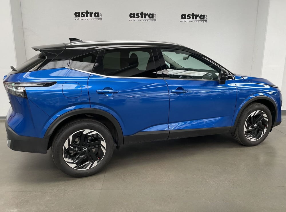 Nissan Qashqai usata a Novara (4)