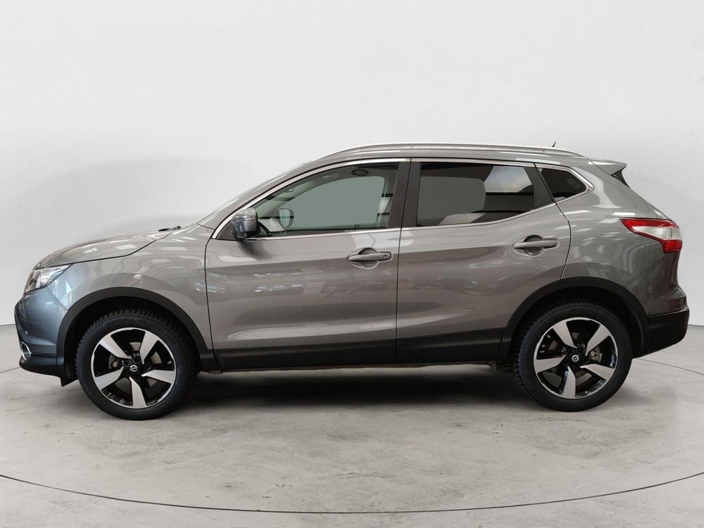 Nissan Qashqai usata a Roma (2)