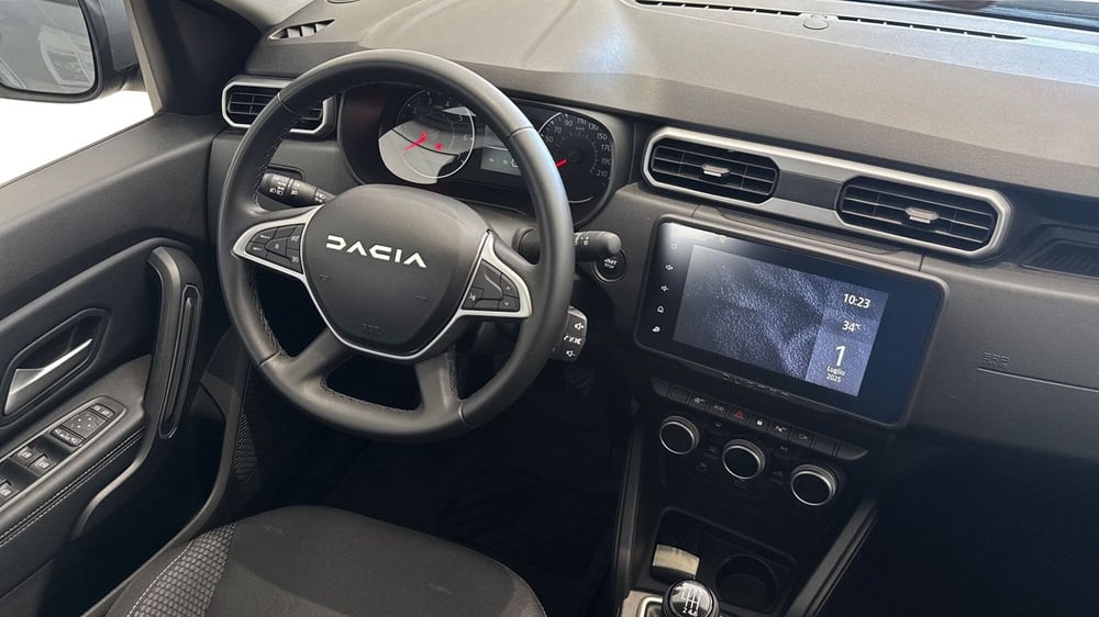 Dacia Duster usata a Viterbo (11)