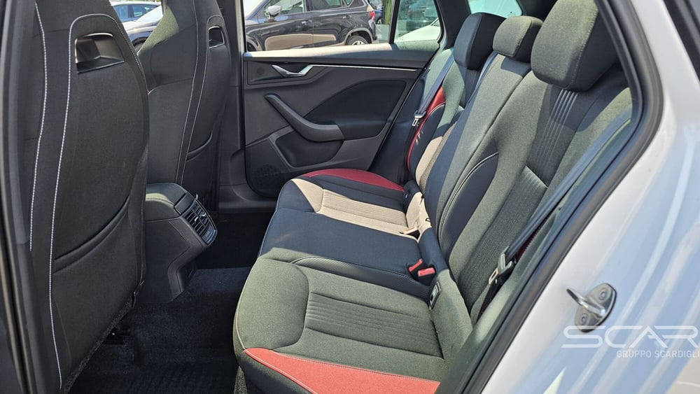 Skoda Kamiq usata a Livorno (13)
