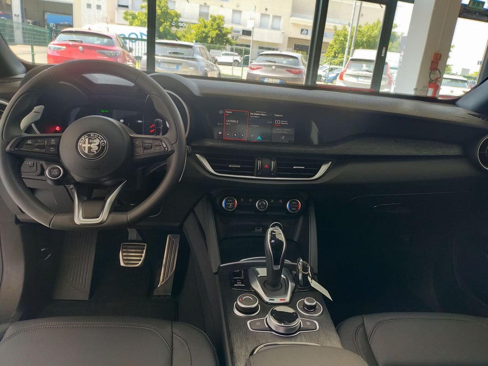 Alfa Romeo Stelvio usata a Reggio Emilia (15)
