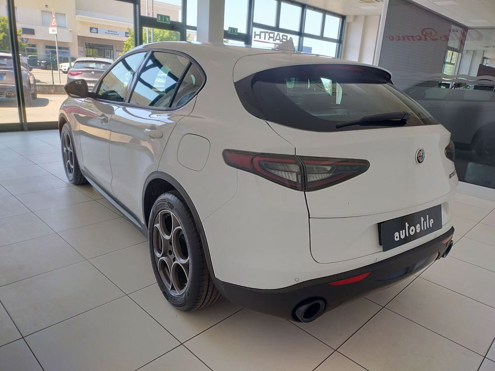 Alfa Romeo Stelvio usata a Reggio Emilia (6)