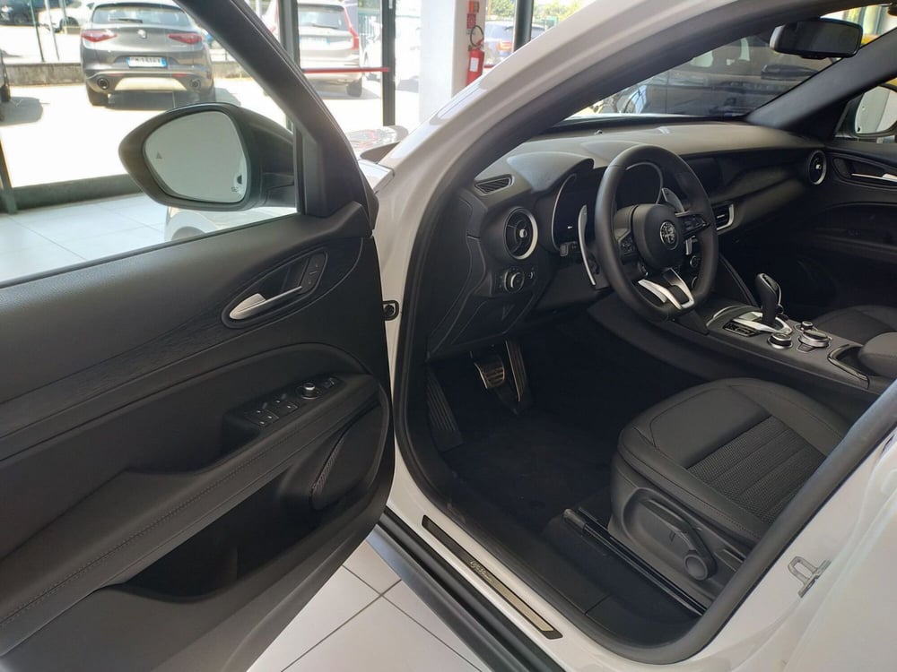 Alfa Romeo Stelvio usata a Reggio Emilia (9)