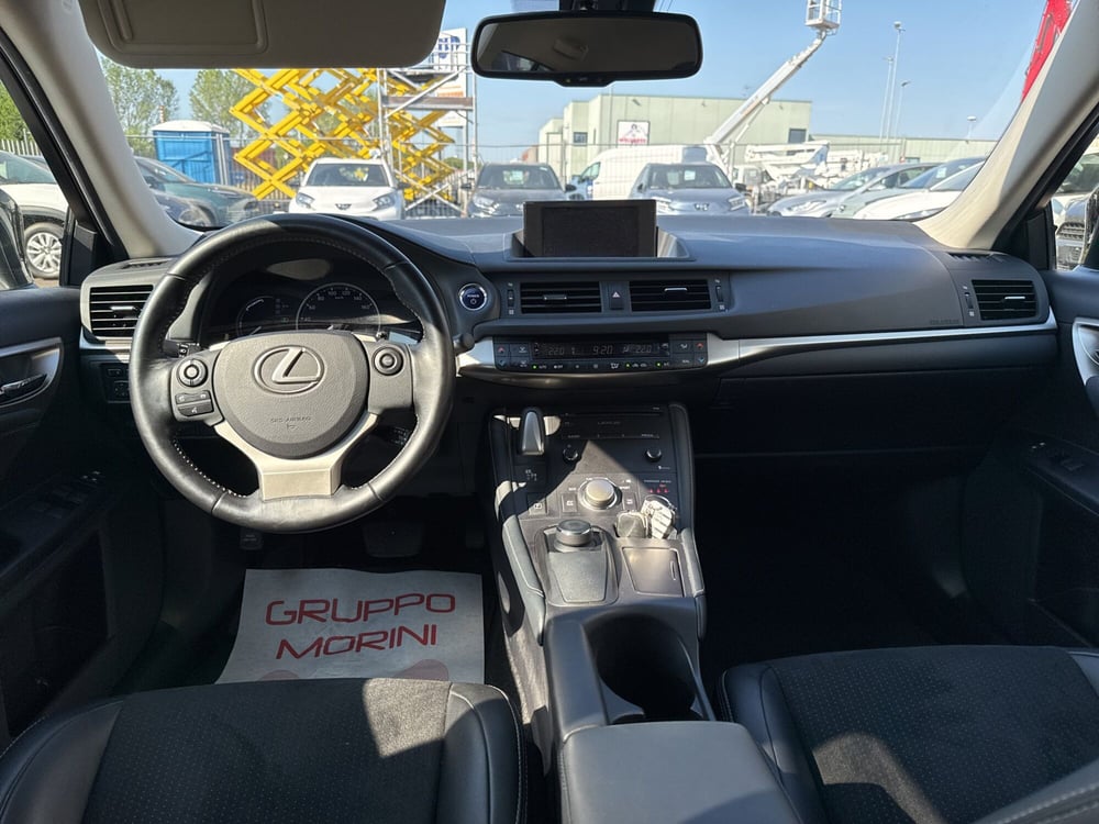 Lexus CT usata a Mantova (18)