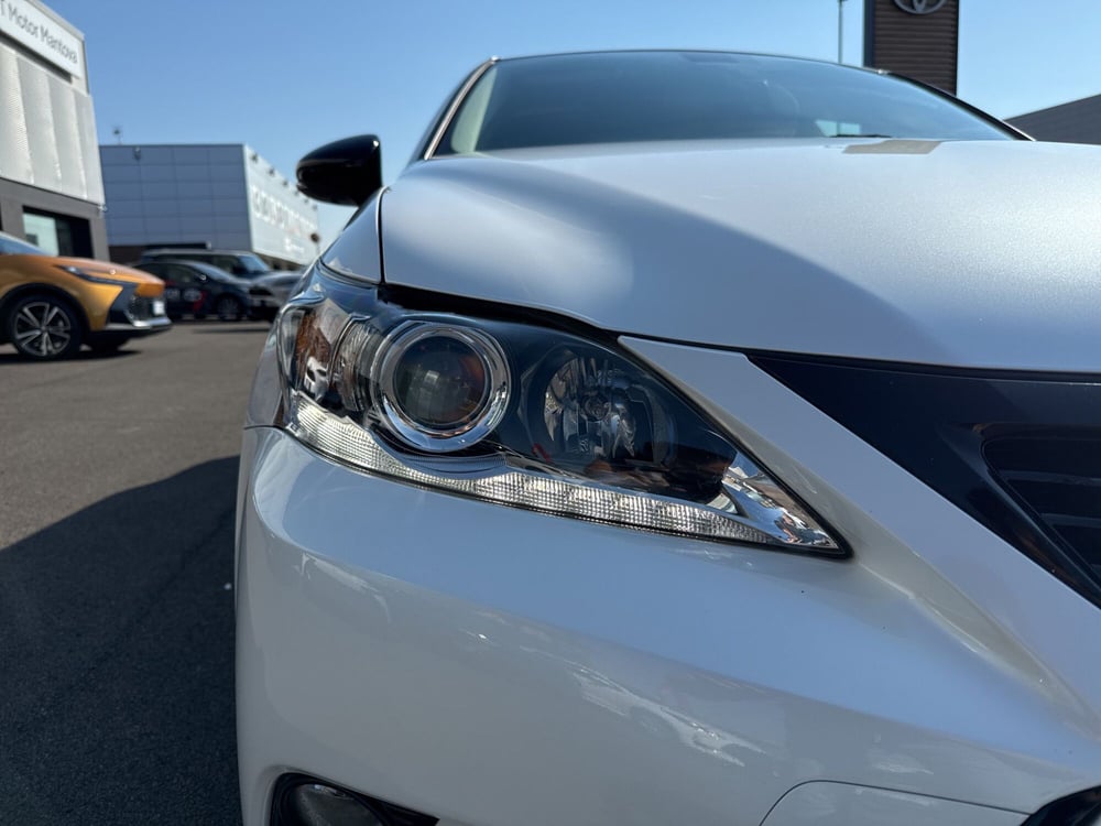 Lexus CT usata a Mantova (9)