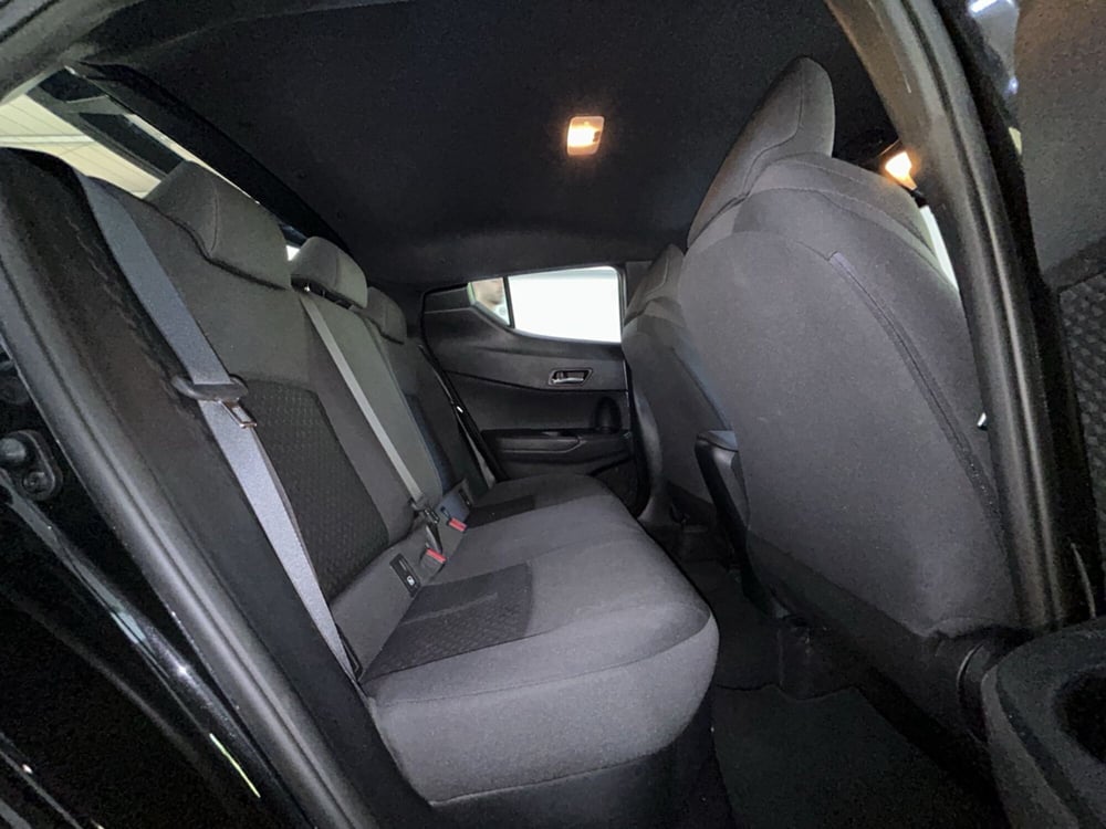Toyota Toyota C-HR usata a Bologna (11)