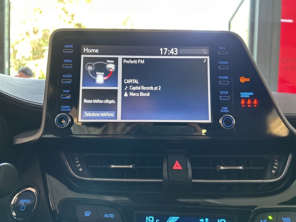 Toyota Toyota C-HR usata a Bologna (14)