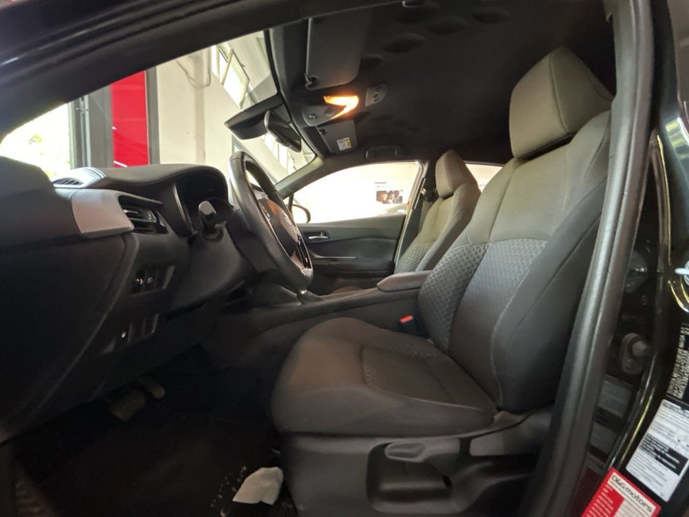 Toyota Toyota C-HR usata a Bologna (8)