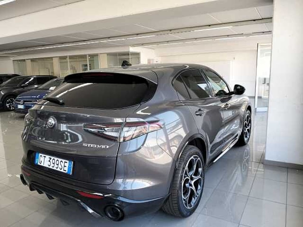Alfa Romeo Stelvio usata a Pesaro-Urbino (5)