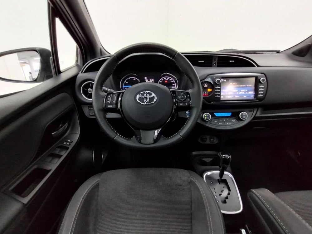 Toyota Yaris usata a Como (10)
