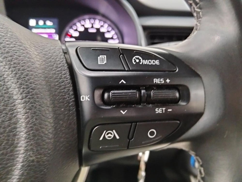 Kia Stonic usata a Como (11)
