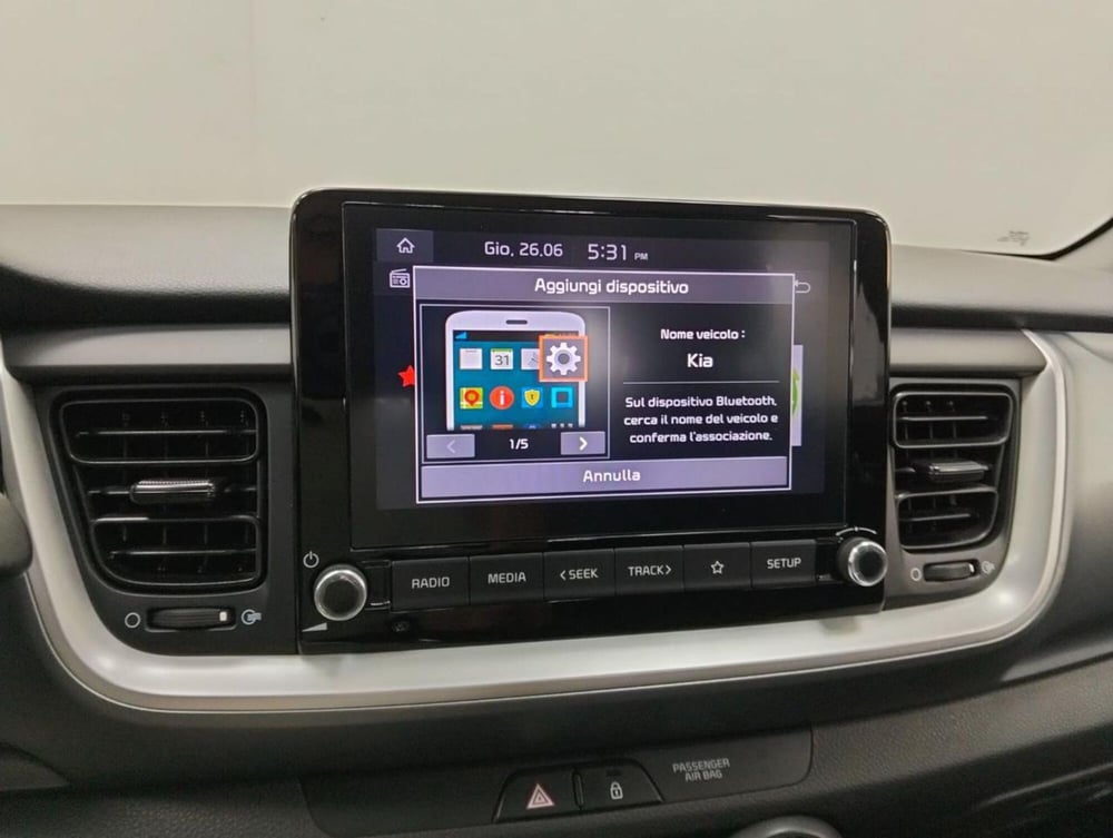 Kia Stonic usata a Como (13)