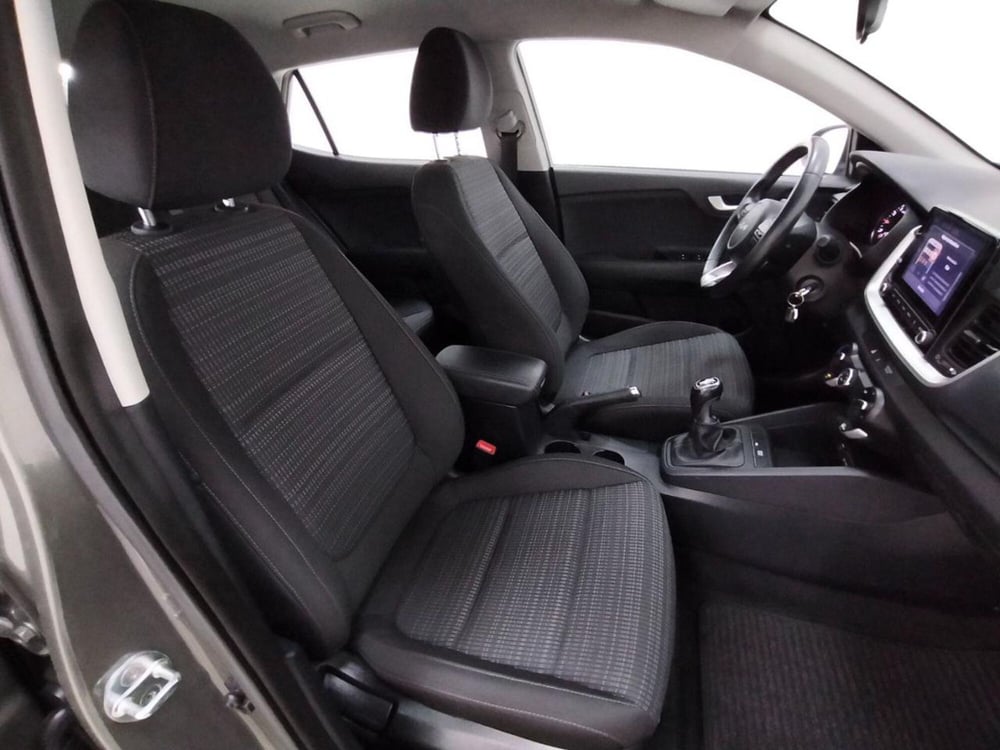 Kia Stonic usata a Como (3)