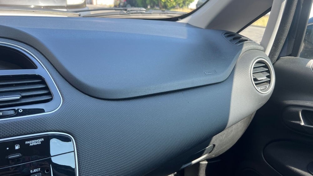 Fiat Punto usata a Parma (18)