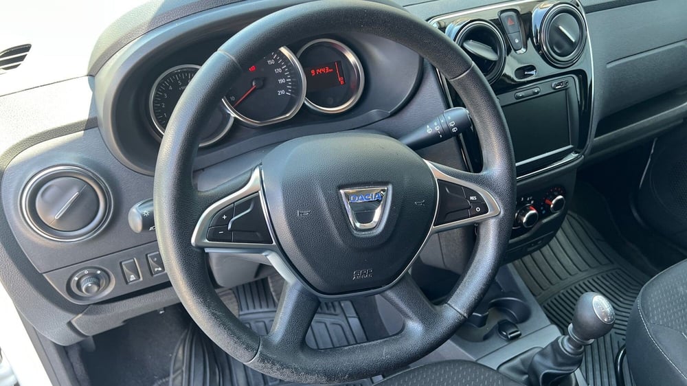 Dacia Lodgy usata a Parma (6)