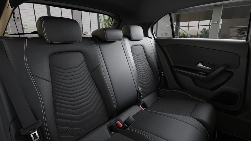 Mercedes-Benz Classe A nuova a Milano (5)