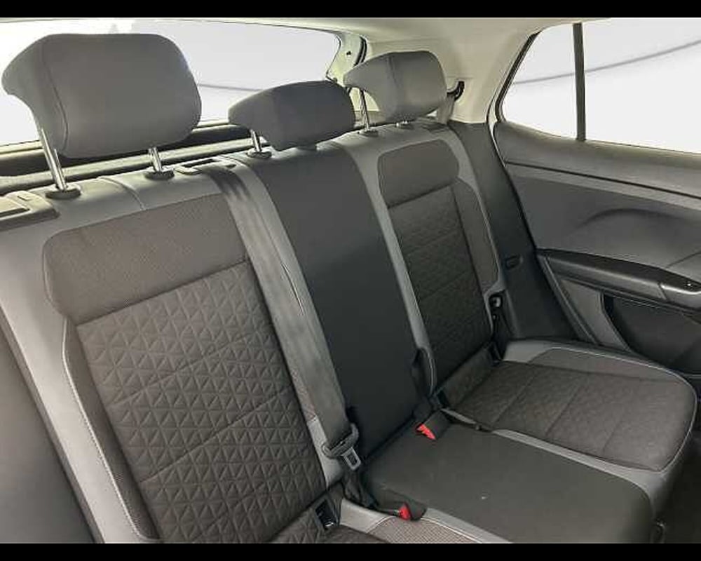 Volkswagen T-Cross usata a Roma (9)
