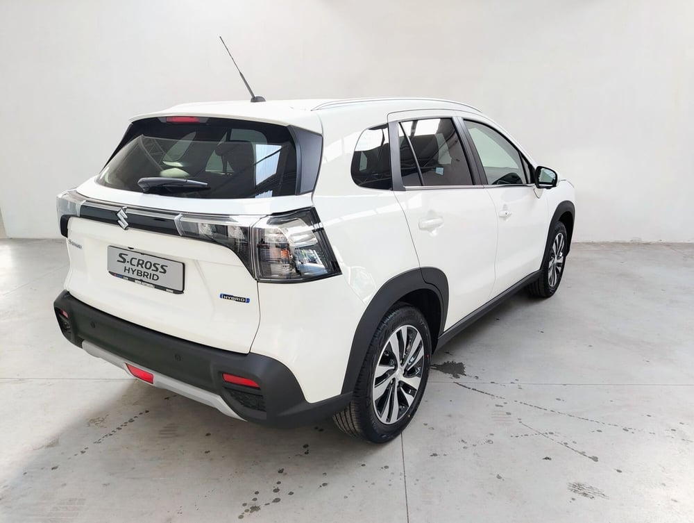 Suzuki S-Cross nuova a Rovigo (16)