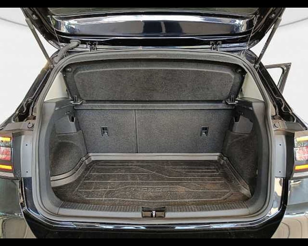 Volkswagen T-Cross usata a Roma (11)