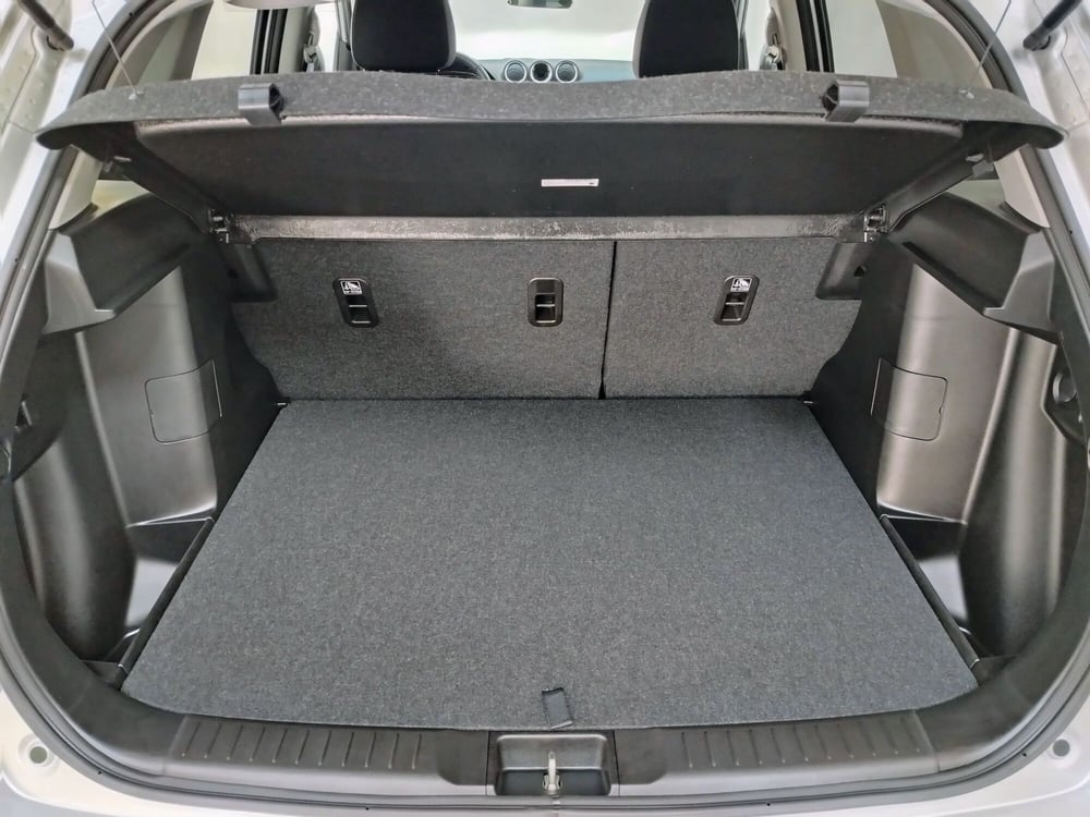 Suzuki Vitara nuova a Rovigo (11)
