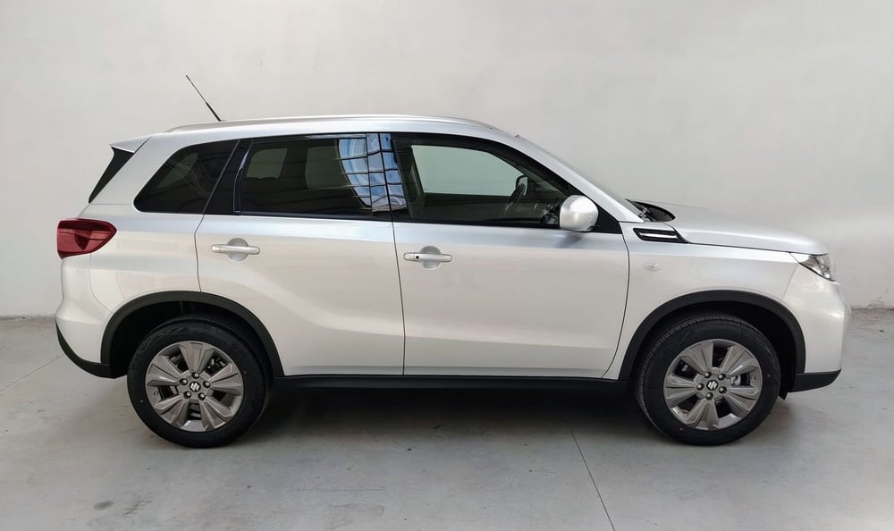 Suzuki Vitara nuova a Rovigo (4)