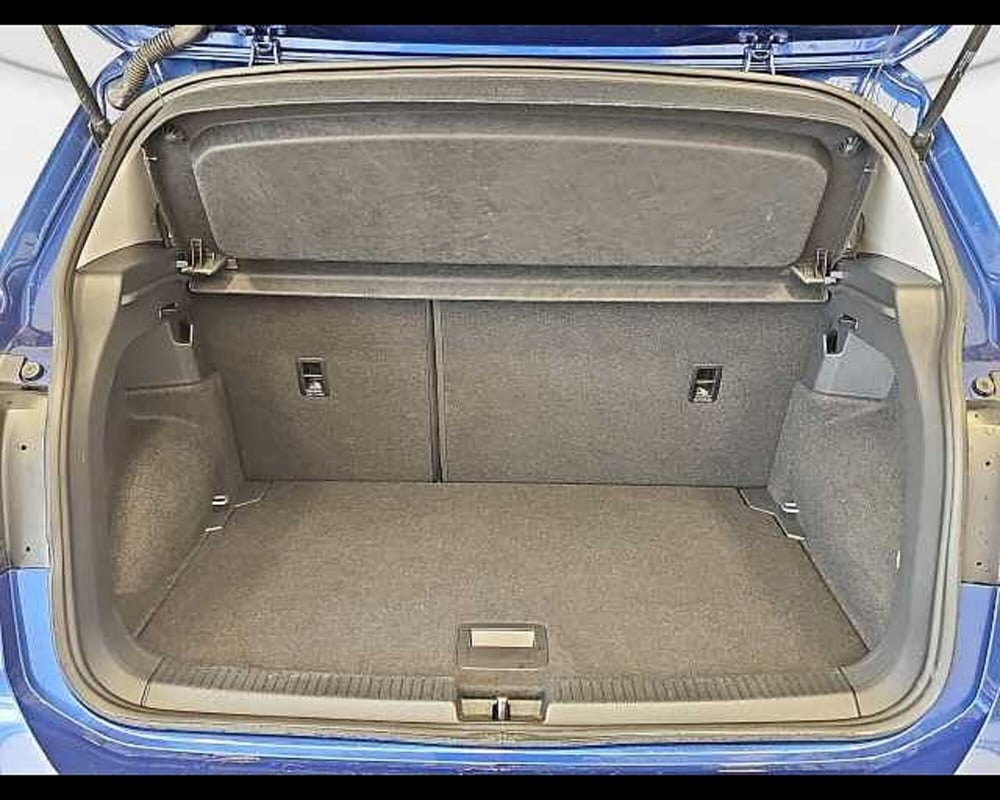Volkswagen T-Cross usata a Roma (10)