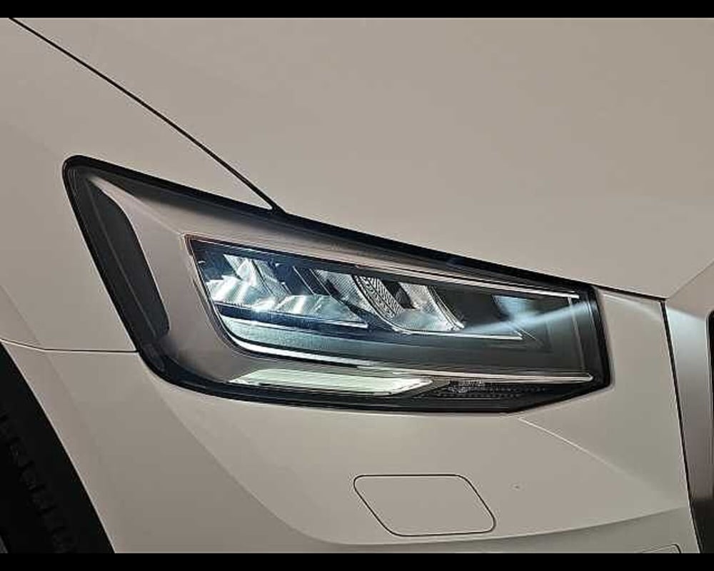 Audi Q2 usata a Roma (13)