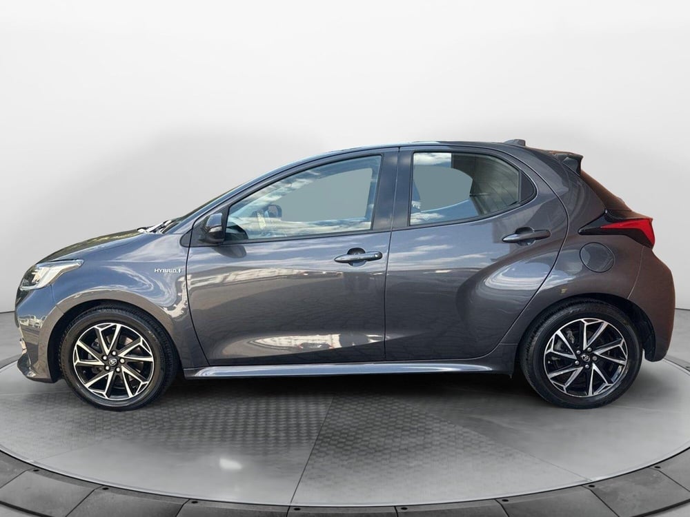 Toyota Yaris usata a Napoli (2)