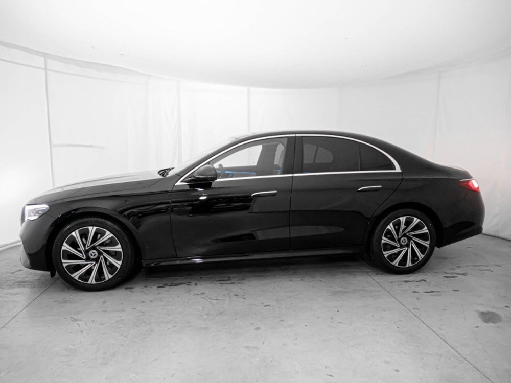 Mercedes-Benz Classe E Station Wagon nuova a Macerata (5)