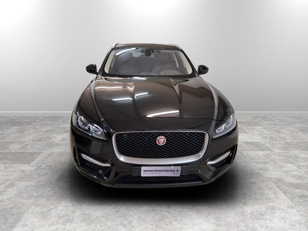 Jaguar F-Pace usata a Arezzo (7)