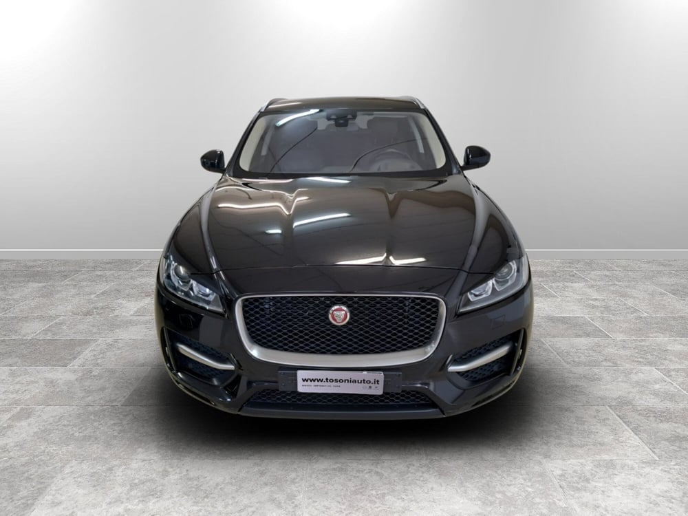 Jaguar F-Pace usata a Arezzo (9)