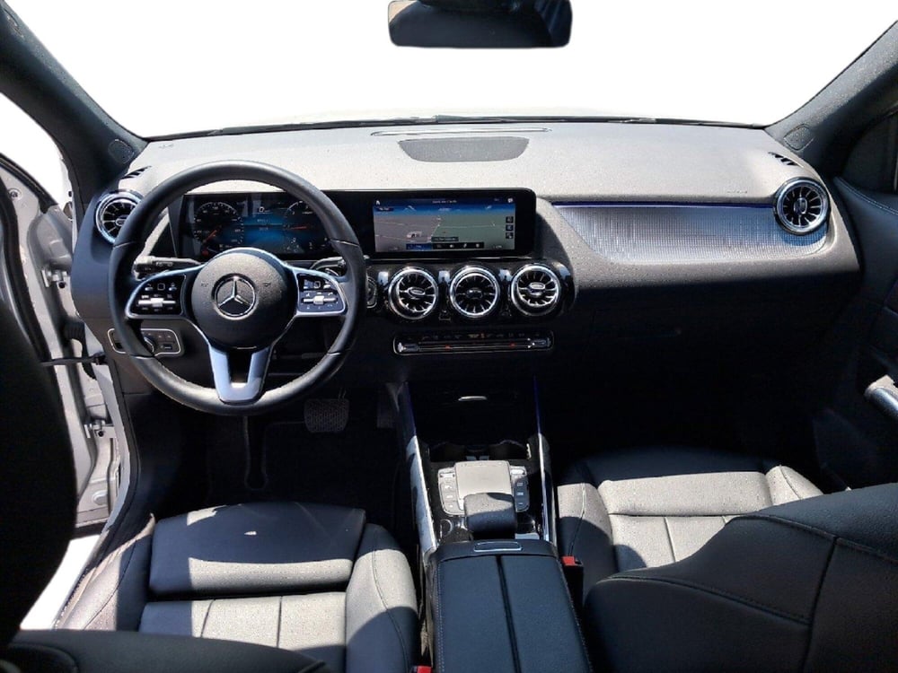 Mercedes-Benz GLA SUV usata a Salerno (11)