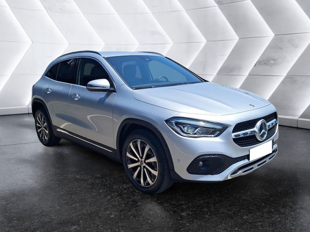Mercedes-Benz GLA SUV usata a Salerno (3)