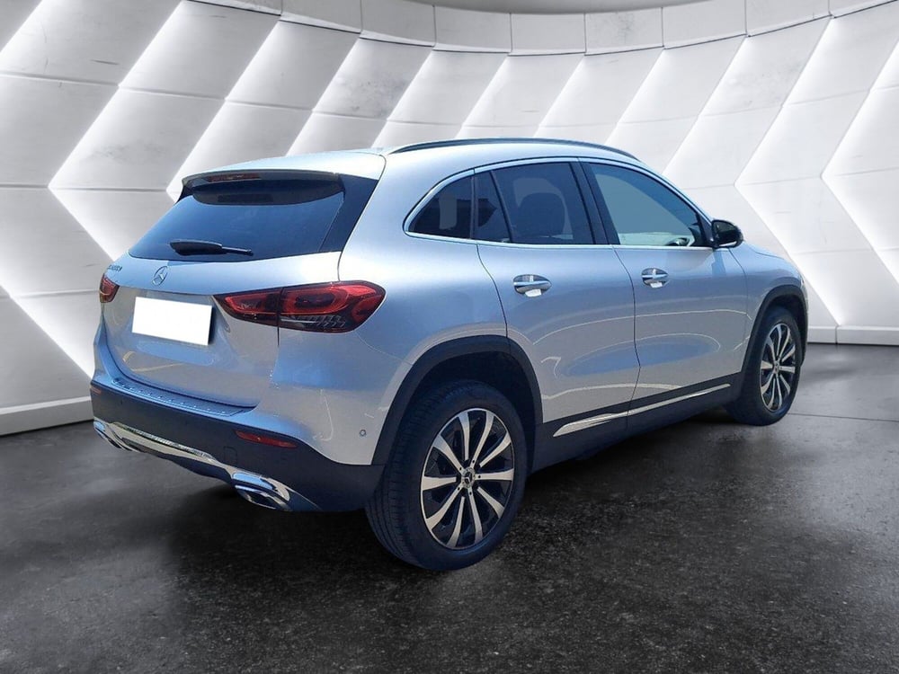 Mercedes-Benz GLA SUV usata a Salerno (6)