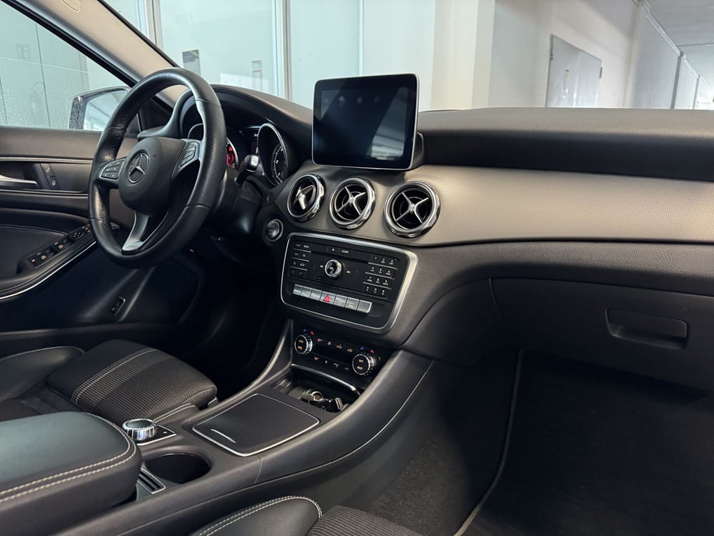 Mercedes-Benz GLA SUV usata a Messina (9)