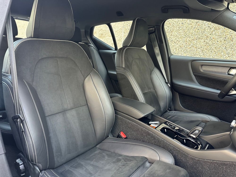 Volvo XC40 usata a Bergamo (12)