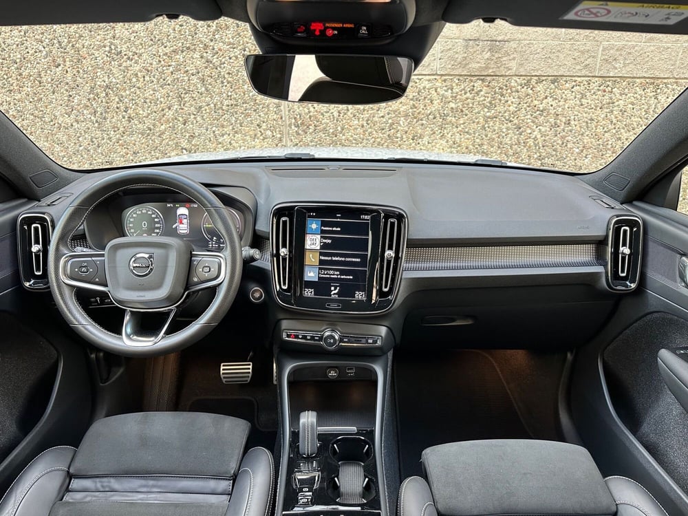 Volvo XC40 usata a Bergamo (4)