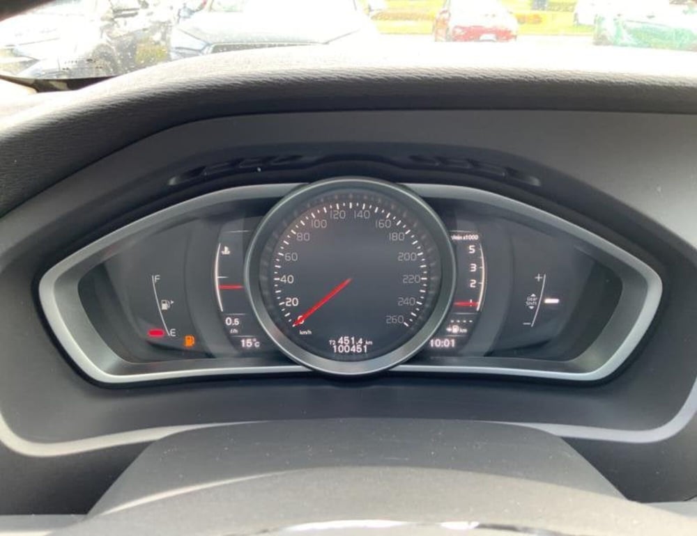 Volvo V40 usata a Perugia (10)