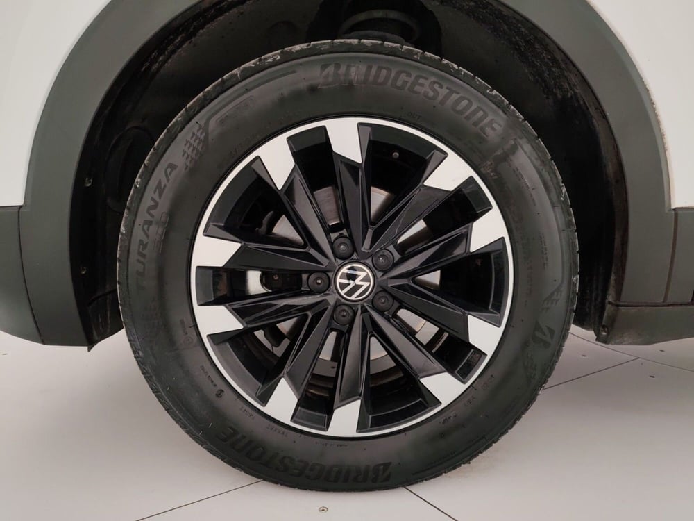Volkswagen T-Cross usata a Massa-Carrara (5)