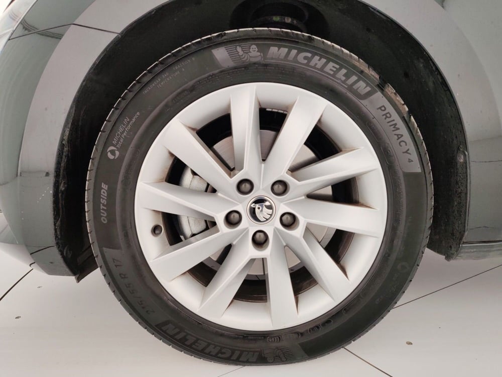 Skoda Superb Station Wagon usata a Massa-Carrara (6)
