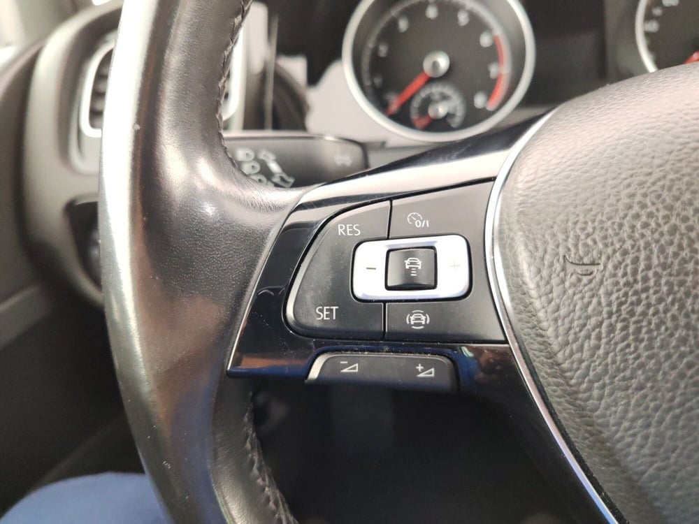 Volkswagen Golf usata a Massa-Carrara (15)
