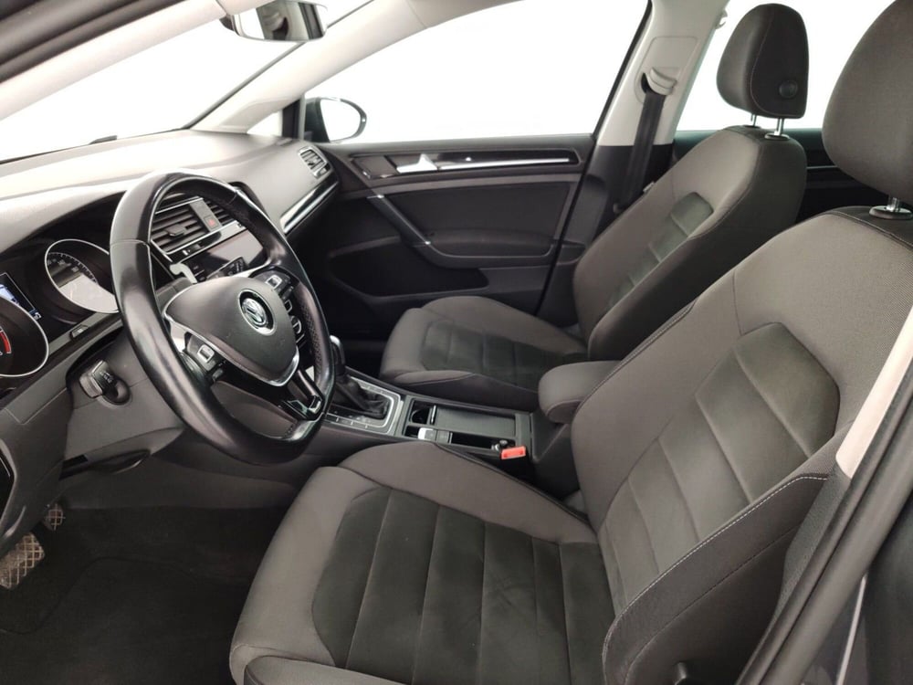 Volkswagen Golf usata a Massa-Carrara (7)