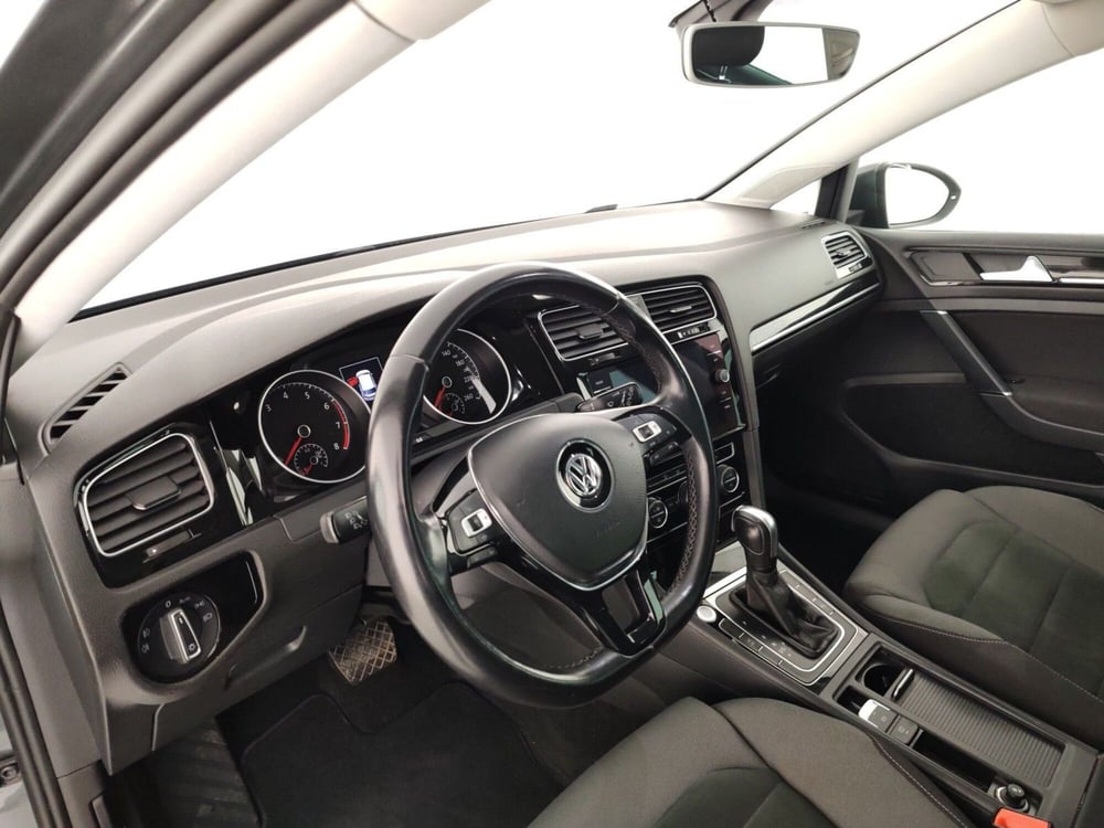 Volkswagen Golf usata a Massa-Carrara (8)