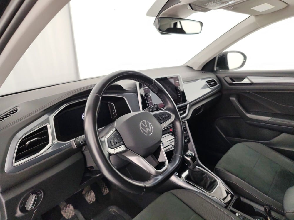 Volkswagen T-Roc usata a Massa-Carrara (8)