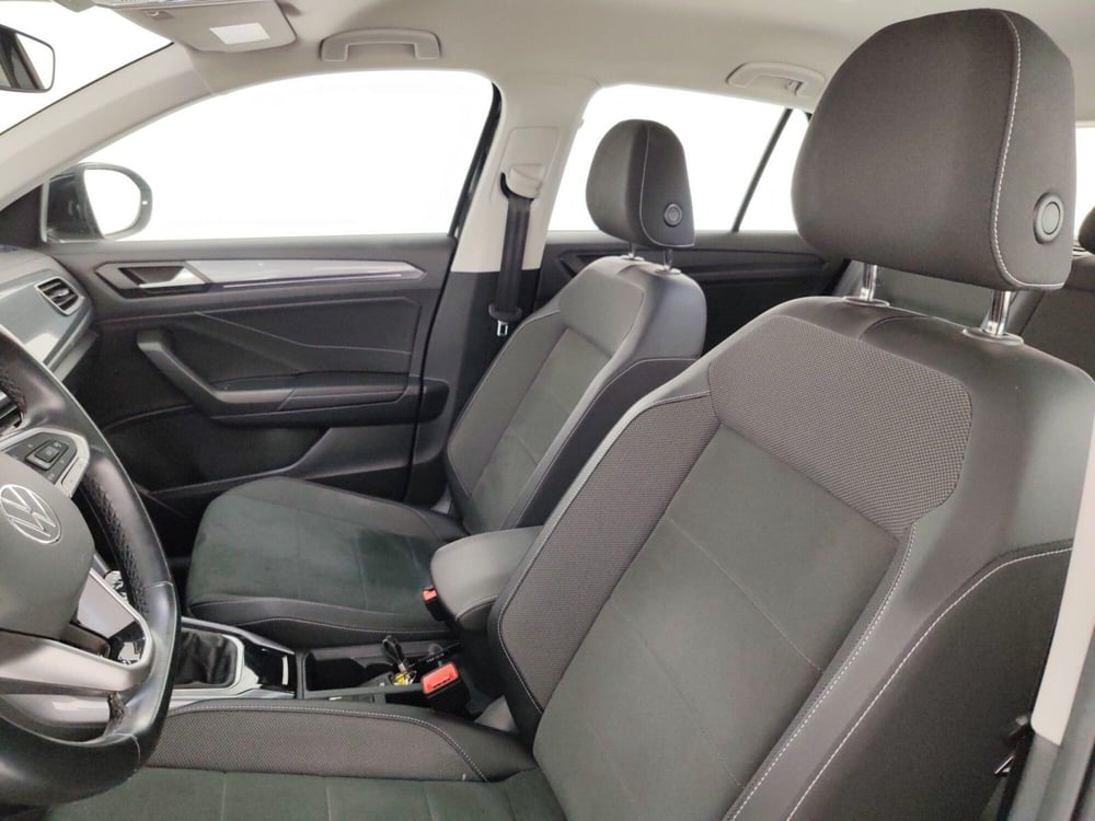 Volkswagen T-Roc usata a Massa-Carrara (9)