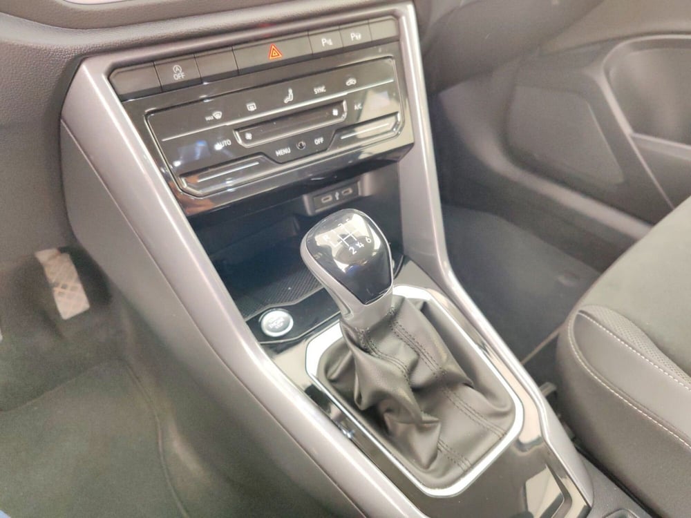 Volkswagen T-Roc usata a Massa-Carrara (11)