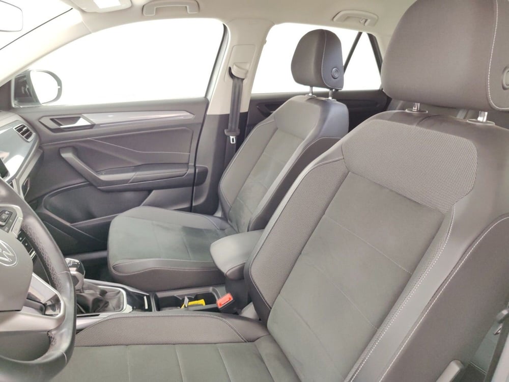 Volkswagen T-Roc usata a Massa-Carrara (9)