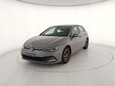 Volkswagen Golf 1.5 TGI DSG Style del 2022 usata a Massa